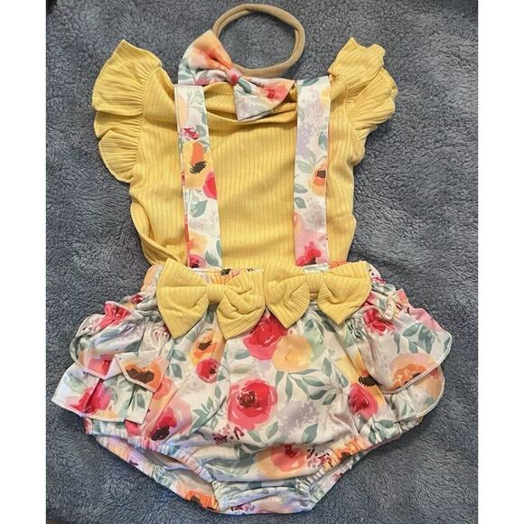 Baby Girl Floral Romper Short Sleeve Bodysuit Ruffled Bottom Size 0-3 Months B2 - Picture 1 of 5